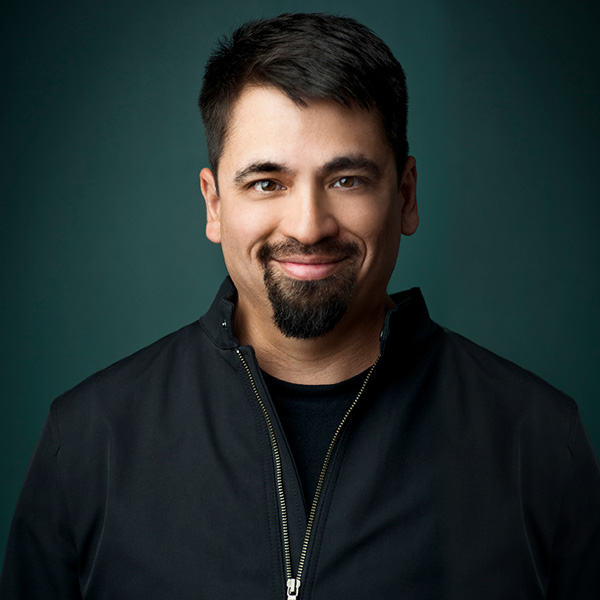 Portrait photo of Chris Collacott, a VAST photographer artist creating very high resolution fine art panoramic landscape photos